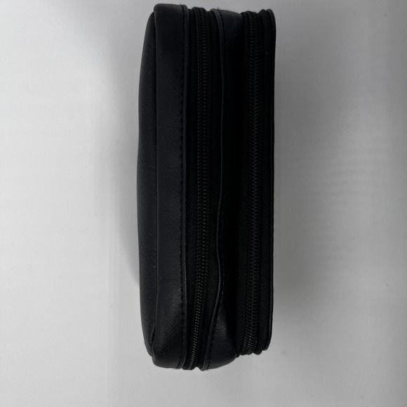 Diptyque Paris Qatar Airways Zippered Amenities Cosmetic Case Black 4.5" x 7 3/4 - Picture 2 of 10